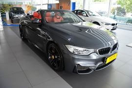 2014款宝马M4敞篷轿跑车
