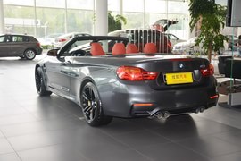 2014款宝马M4敞篷轿跑车