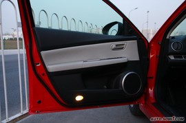 09款马自达睿翼2.0L手自一体豪华版