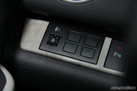 09款马自达睿翼2.0L手自一体豪华版