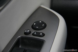 09款马自达睿翼2.0L手自一体豪华版