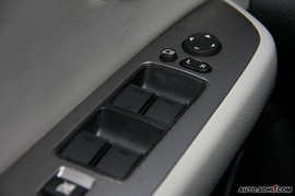 09款马自达睿翼2.0L手自一体豪华版