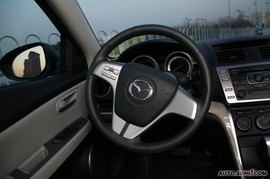 09款马自达睿翼2.0L手自一体豪华版