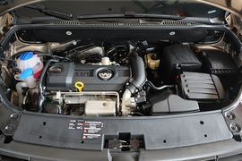 2015款大众途安1.4T自动豪华版5座