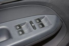 2015款大众途安1.4T自动豪华版5座