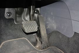2015款大众途安1.4T自动豪华版5座