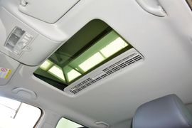 2015款大众途安1.4T自动豪华版5座