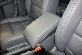 2015款大众途安1.4T自动豪华版5座