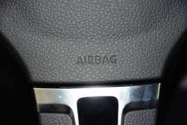 2015款大众途安1.4T自动豪华版5座
