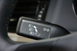 2014款大众宝来1.6L手动时尚型