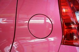 2013款铃木奥拓1.0L手动舒适型