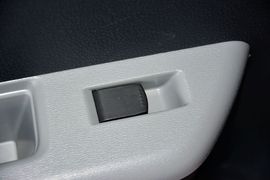 2013款铃木奥拓1.0L手动舒适型