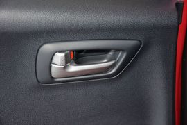 2013款铃木奥拓1.0L手动舒适型