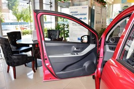 2013款铃木奥拓1.0L手动舒适型