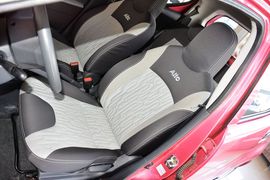 2013款铃木奥拓1.0L手动舒适型