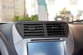 2013款铃木奥拓1.0L手动舒适型