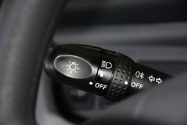 2013款铃木奥拓1.0L手动舒适型