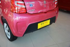2013款铃木奥拓1.0L手动舒适型