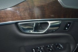 2015款沃尔沃XC90
