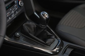 2015款全新换代三厢福克斯1.0T手动版实拍