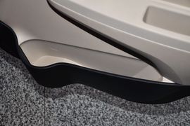 2013款奇瑞风云2两厢1.5L手动锐意版