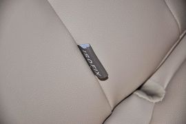 2013款奇瑞风云2两厢1.5L手动锐意版