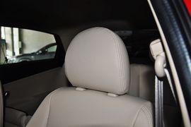 2013款奇瑞风云2两厢1.5L手动锐意版