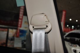 2013款奇瑞风云2两厢1.5L手动锐意版