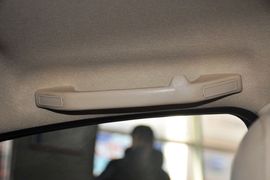 2013款奇瑞风云2两厢1.5L手动锐意版