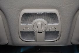 2013款奇瑞风云2两厢1.5L手动锐意版