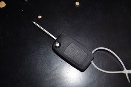 2013款奇瑞风云2两厢1.5L手动锐意版