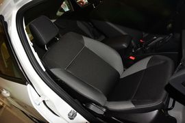 2012款福特福克斯两厢1.6L手动舒适型