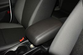 2012款福特福克斯两厢1.6L手动舒适型