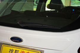 2012款福特福克斯两厢1.6L手动舒适型