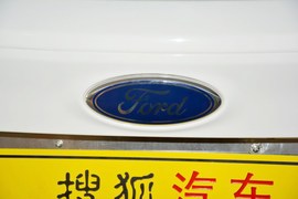 2012款福特福克斯两厢1.6L手动舒适型