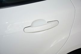 2012款福特福克斯两厢1.6L手动舒适型