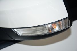 2012款福特福克斯两厢1.6L手动舒适型