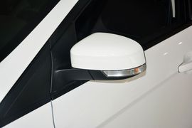 2012款福特福克斯两厢1.6L手动舒适型