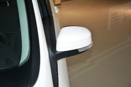 2012款福特福克斯两厢1.6L手动舒适型