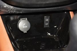 2015款东风风行景逸X5