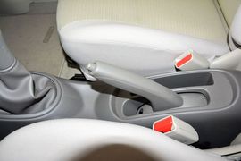 2014款日产阳光1.5XE