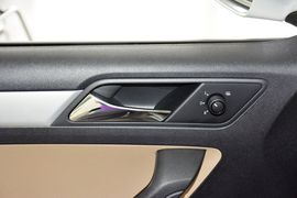 2015款大众捷达1.6L手动舒适型