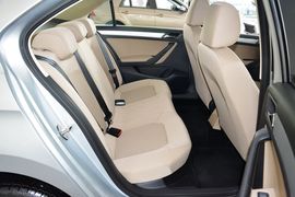 2015款大众捷达1.6L手动舒适型