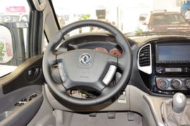 2015款东风风行菱智M5