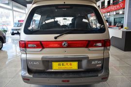 2015款东风风行菱智M5