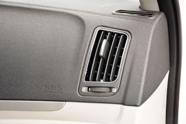 2015款吉利新远景1.3T手动尊贵型