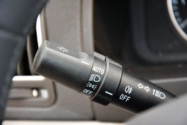 2015款吉利新远景1.3T手动尊贵型