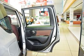2015款日产骊威劲锐1.6XV