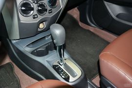 2015款日产骊威劲锐1.6XV