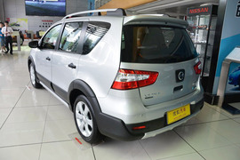 2015款日产骊威劲锐1.6XV